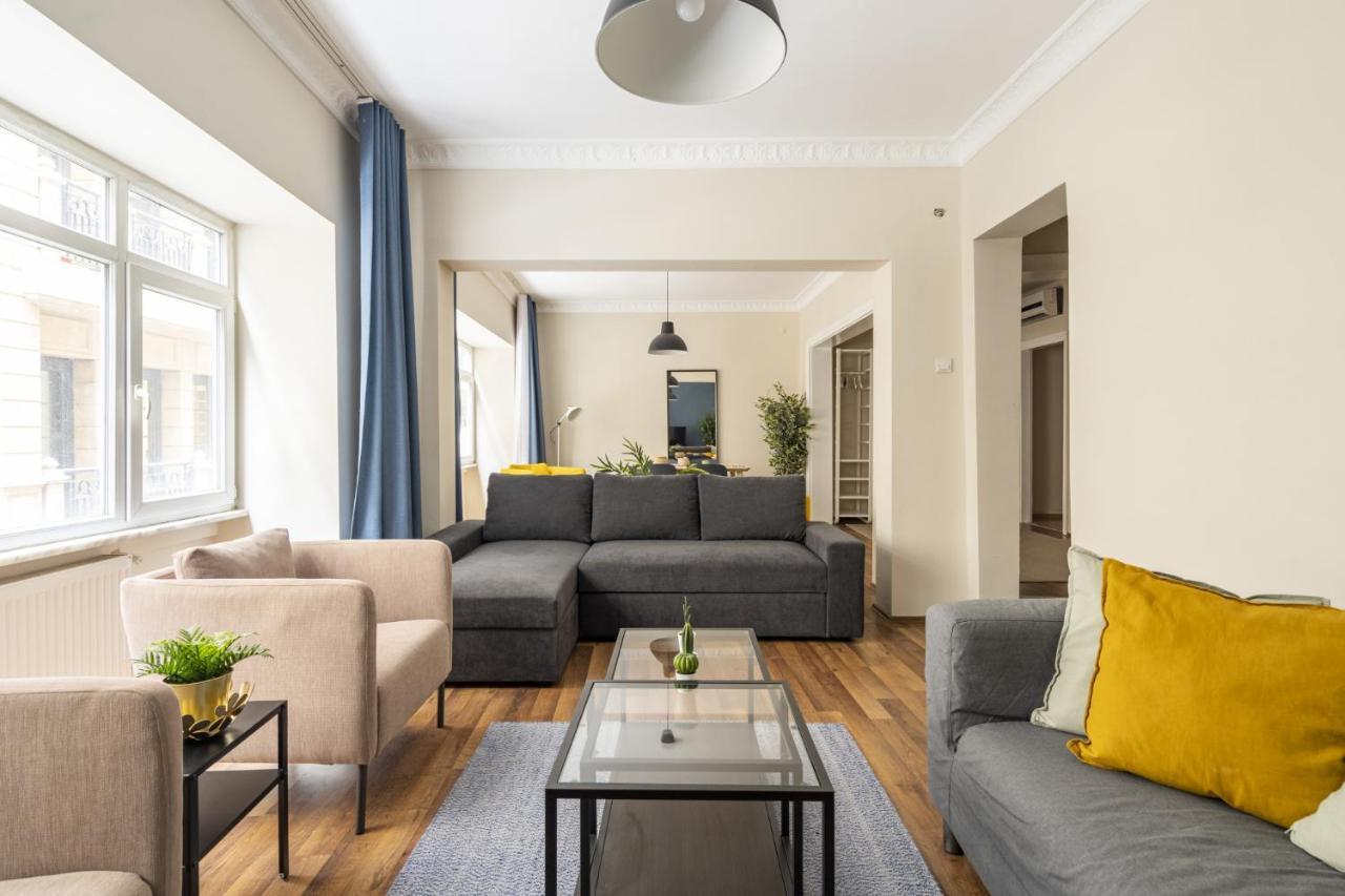 Modern Flat Near Popular Attractions In Beyoglu Leilighet Istanbul Eksteriør bilde