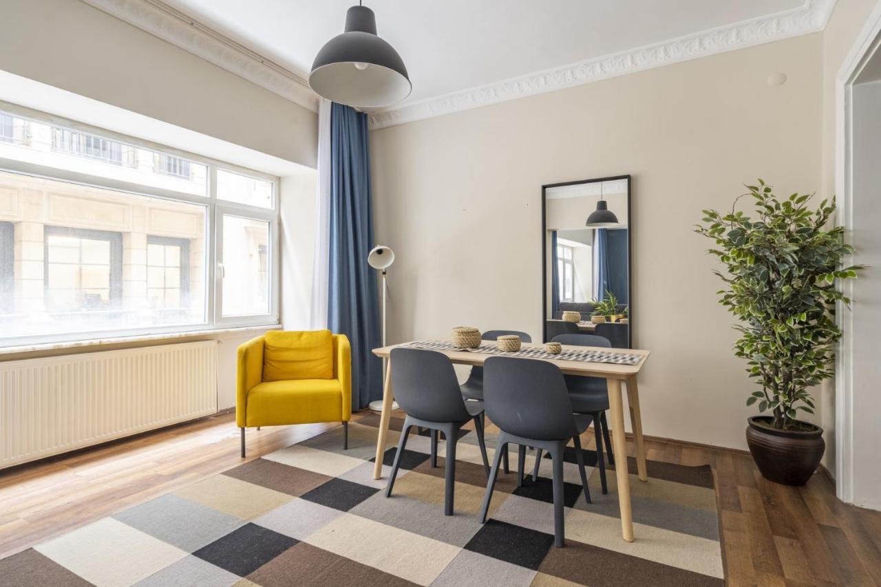 Modern Flat Near Popular Attractions In Beyoglu Leilighet Istanbul Eksteriør bilde